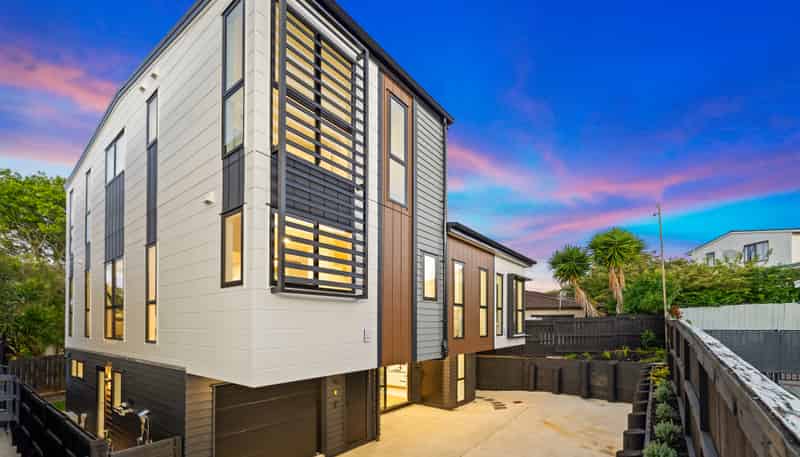 1664E Great North Road, Avondale