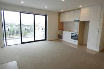 211/3 Bluegrey Avenue, Stonefields