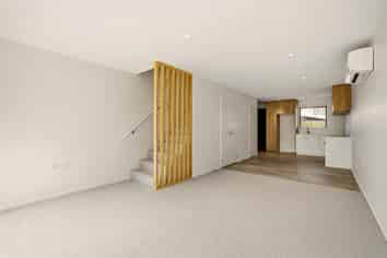 2/52 Peer Street, Upper Riccarton