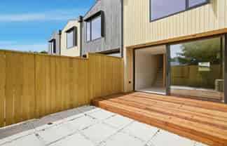 2/52 Peer Street, Upper Riccarton