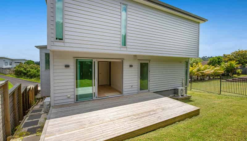 1/9a Schopolo Place, Albany