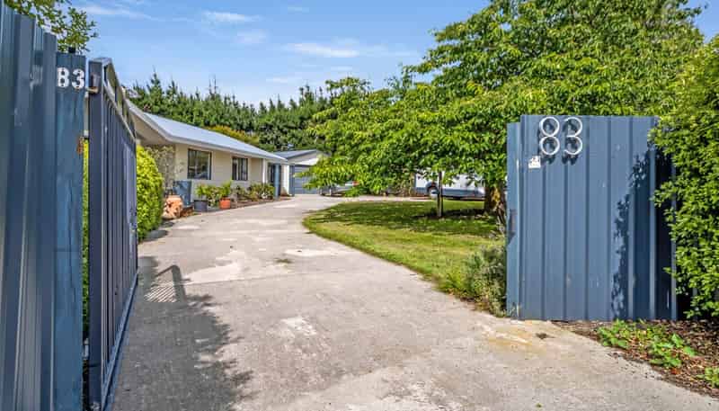 83 Whiterocks Road, Weston