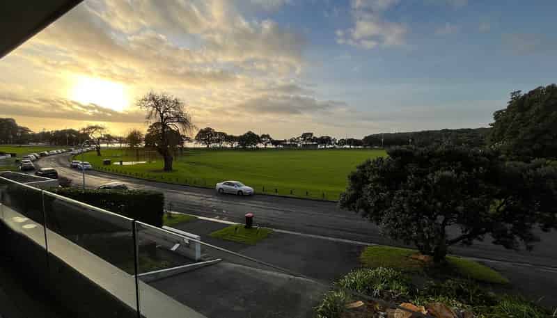 3/27 Watene Crescent, Orakei