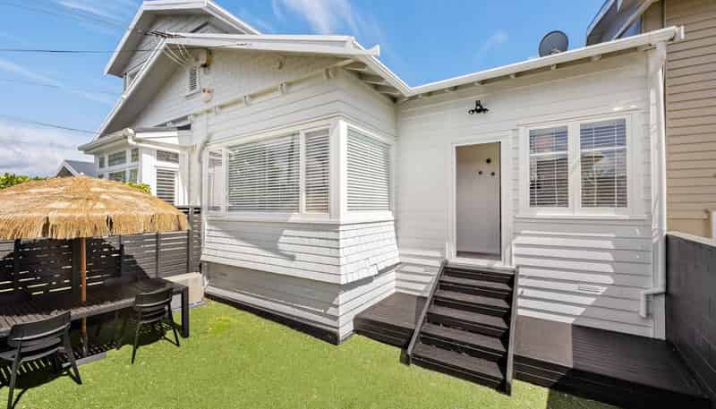 2/4 Rawene Avenue, Westmere