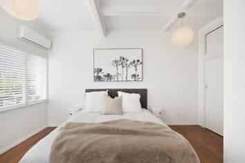 2/4 Rawene Avenue, Westmere