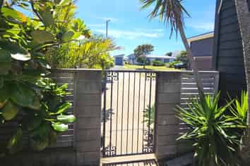  128 Harbour Drive, Matarangi