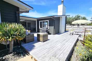  128 Harbour Drive, Matarangi