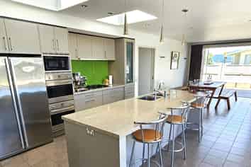  128 Harbour Drive, Matarangi