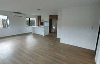 13 Sidey Avenue, Clover Park