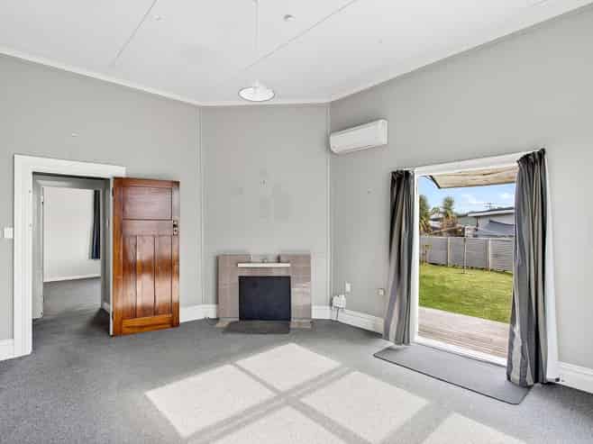 Gisborne - Address withheld