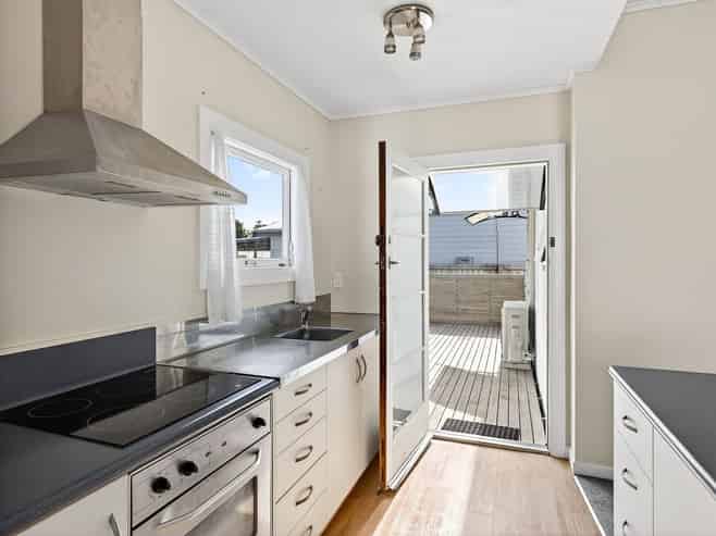 Gisborne - Address withheld