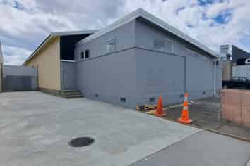 Immaculate 468sqm Workshop / Warehouse 