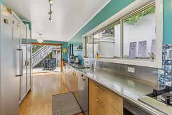 3A Roys Road, Plimmerton