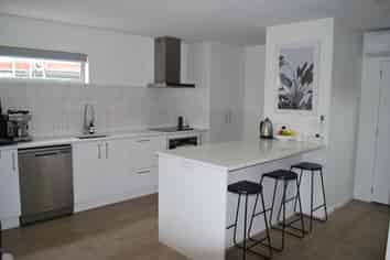 4/108 Edgeware Road, Saint Albans
