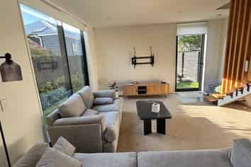 2/58 Ward Street, Addington