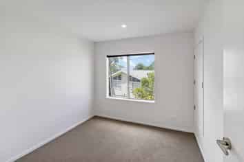 18 Timata Lane, Favona