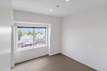 18 Timata Lane, Favona