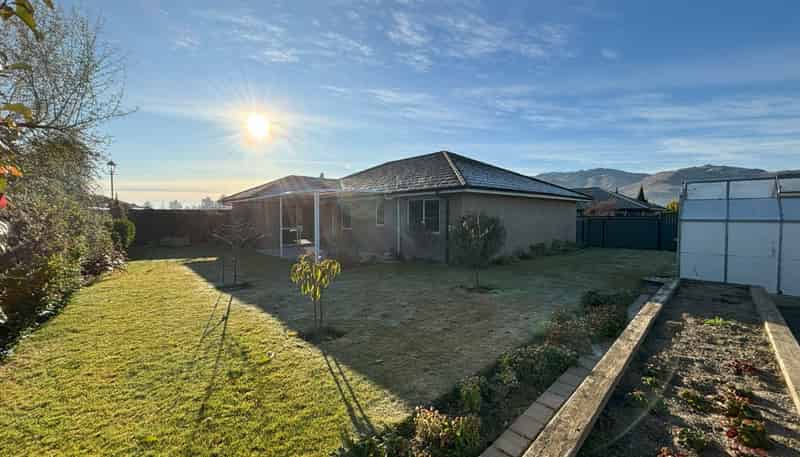 9 Olds Crescent, Cromwell