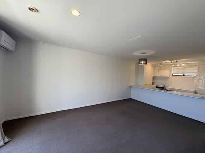 7B/8 Farnham Street, Parnell