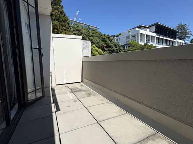 7B/8 Farnham Street, Parnell