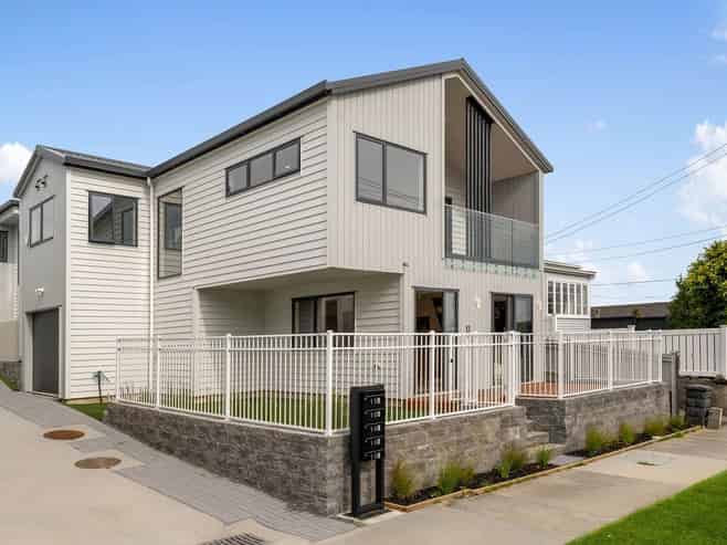 15A Amaru Road, One Tree Hill