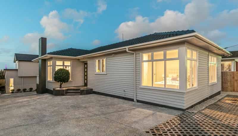 150 Mount Albert Road, Mount Albert