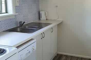 11A Henderson Crescent, Parkvale