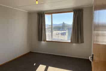 2/60 Main Street, Blenheim Central