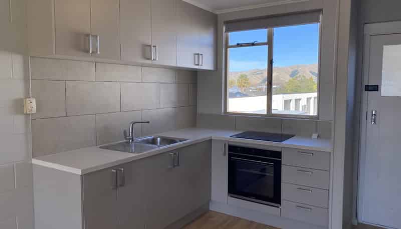 2/60 Main Street, Blenheim Central