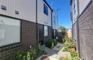 12/3234 Great North Road, New Lynn