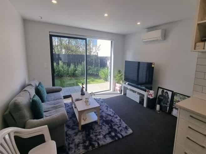 12/3234 Great North Road, New Lynn