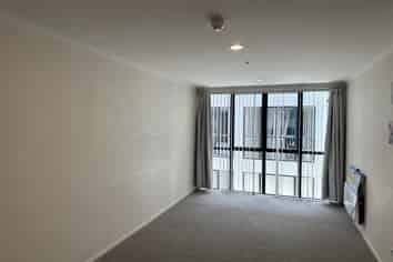 406C/176 Broadway, Newmarket