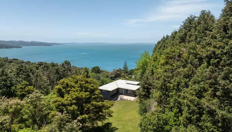 101 Cornwallis Road, Cornwallis