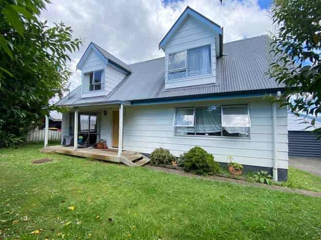 115 Poaka Avenue, Dinsdale