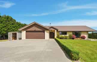 106 Davis Road, Cust