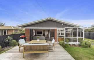 17  De Vere Crescent, Chartwell