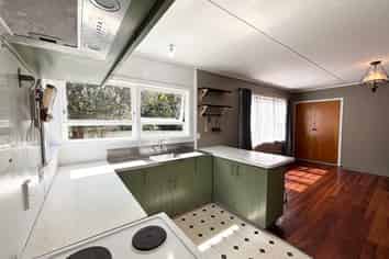 32 Kitchener Road, Waiuku