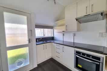 3/21 Islington Street, Trentham