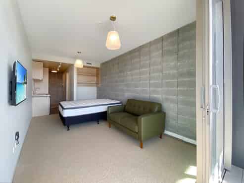 304A/2 Campbell Terrace, Petone