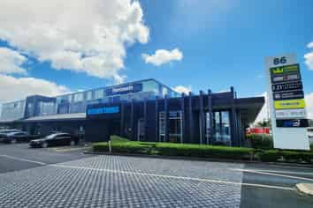 PRIME LARGE FORMAT RETAIL ON LUNN AVENUE
