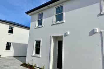 3/119  Hastings Street East, Sydenham