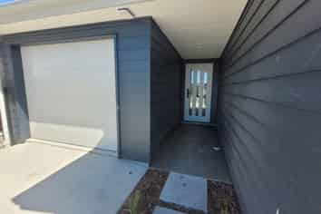 9 Higgins Street, Ravenswood