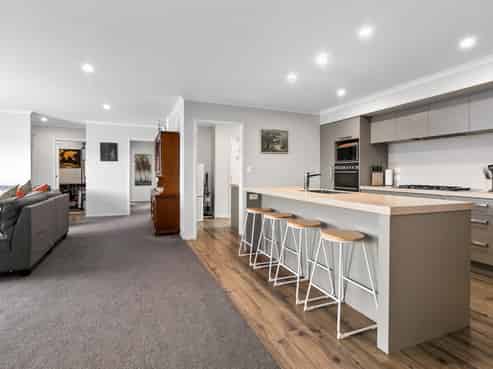 64 Farm Road, Waipukurau