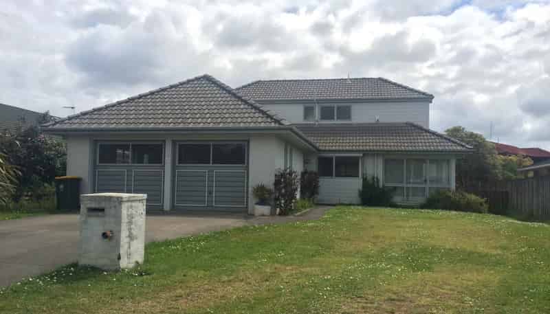 23 Summermist Drive, Northpark