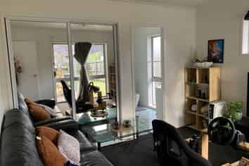 23 Summermist Drive, Northpark