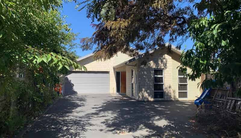 12 Hiley Street, Springlands