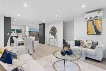 26D Trojan Crescent, New Lynn