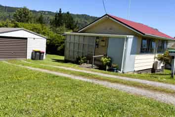 9 Ballance Street, Runanga