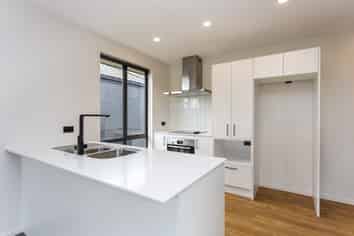 15 Royal Way , Rolleston