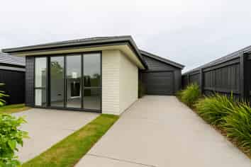 15 Royal Way , Rolleston